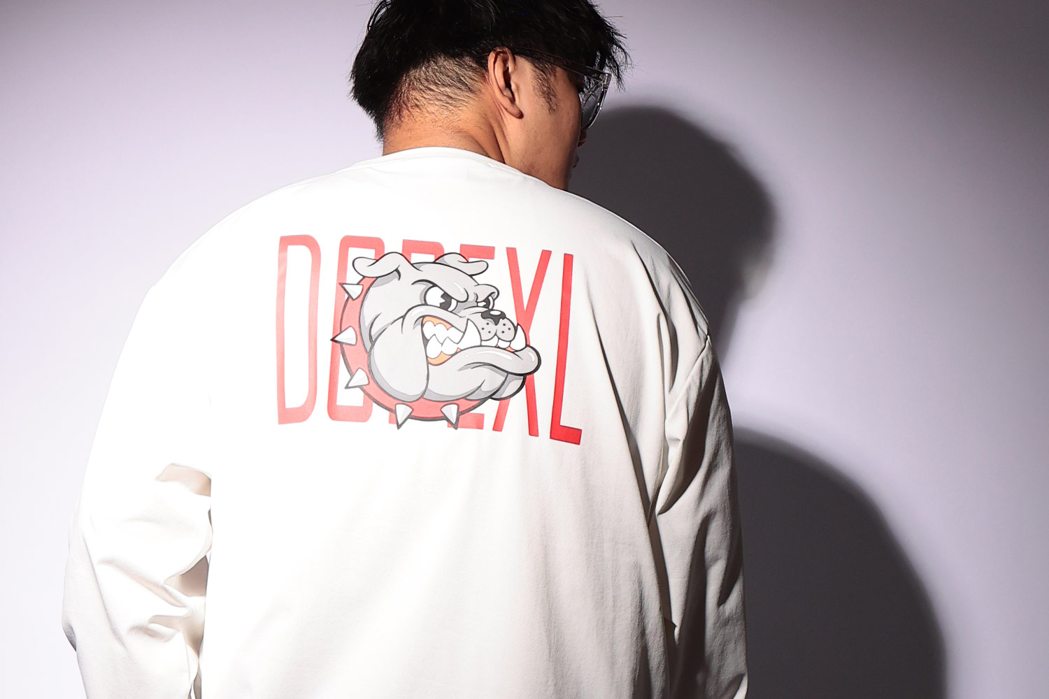 LOOK 03