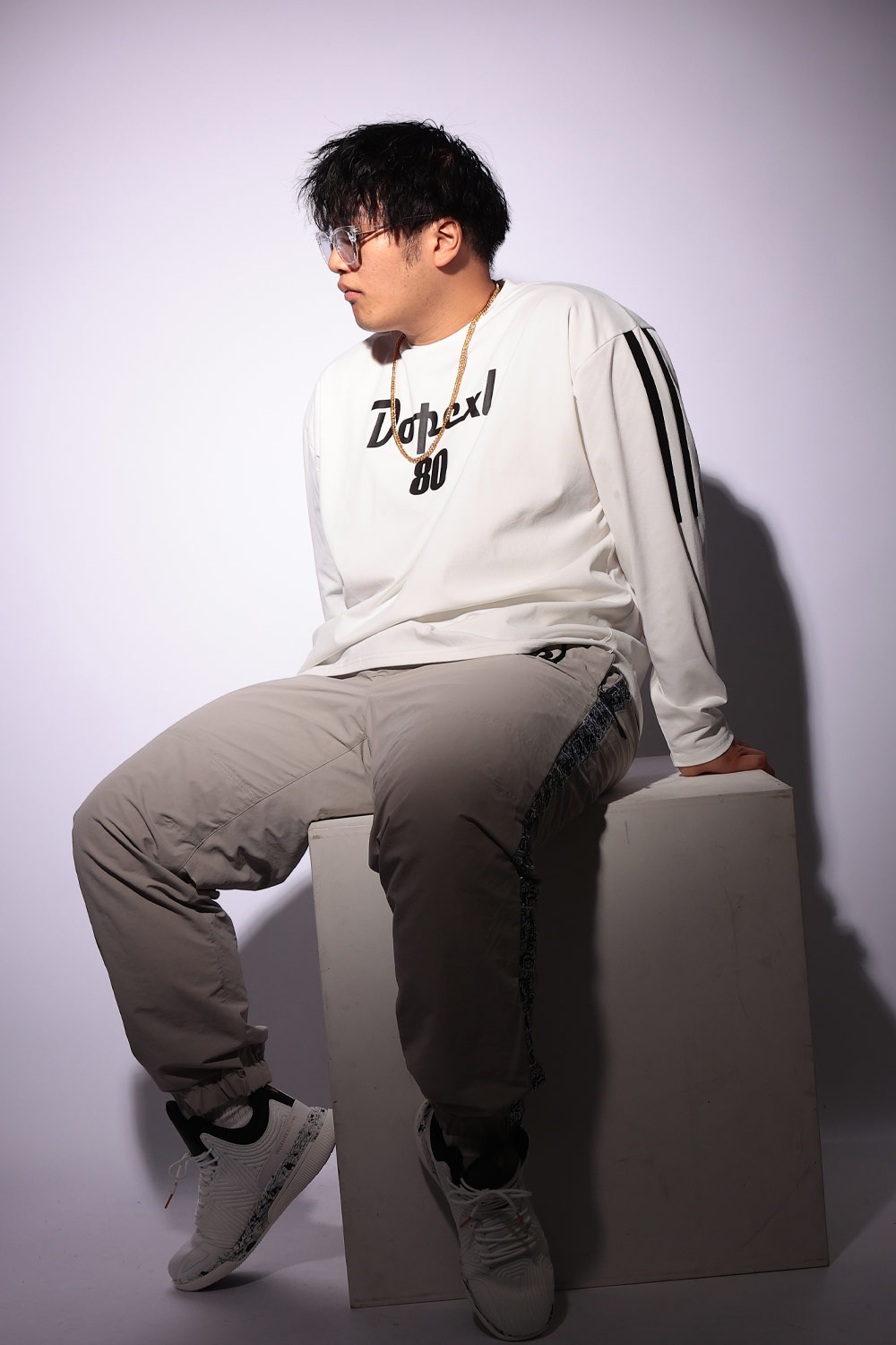 LOOK 05