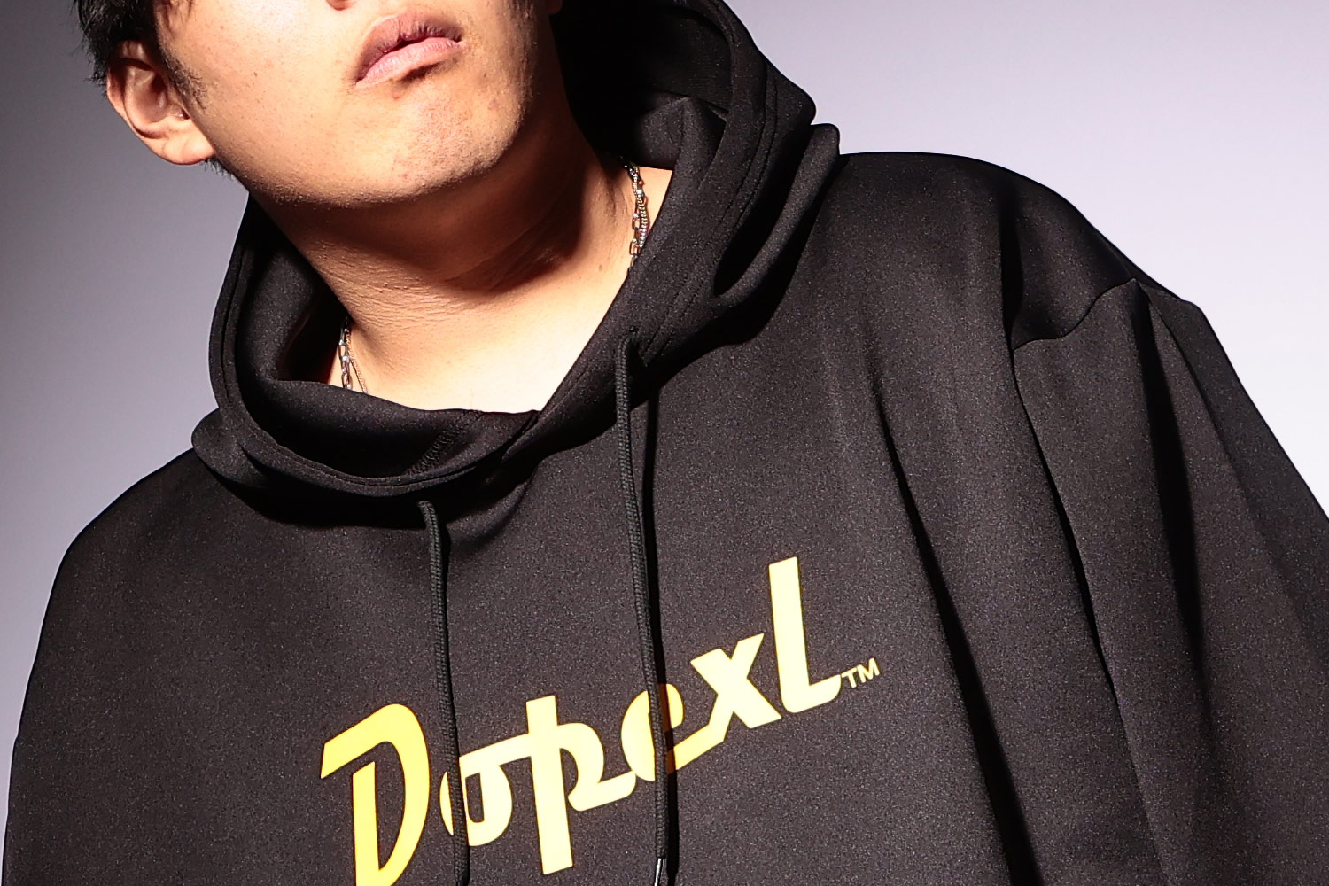 LOOK 09