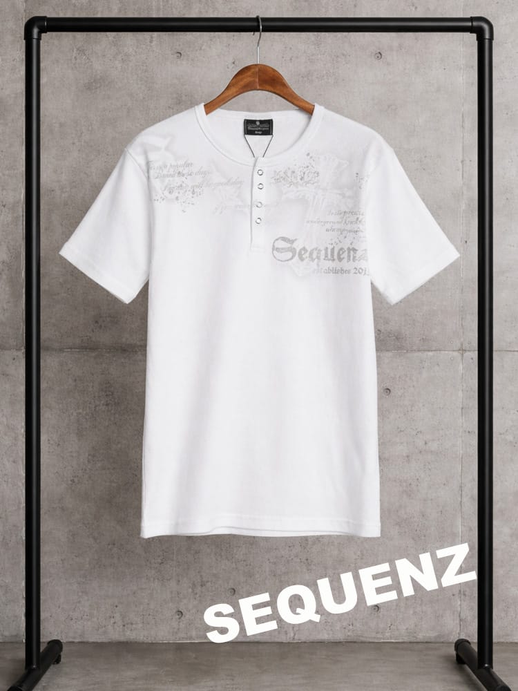 SEQUENZ (シークエンズ) Tシャツ 半袖 ロゴプリント リブ素材 スナップボタン ヘンリーネック カットソー ユニセックス