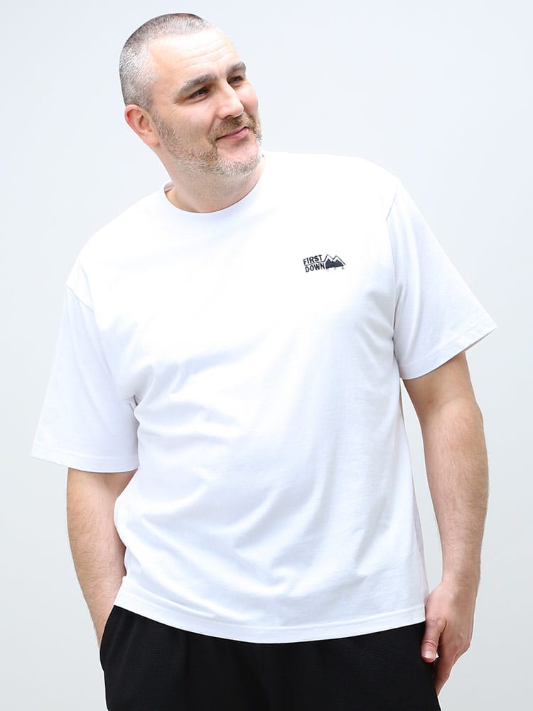 大きいサイズ メンズ FIRST DOWN USA (ファーストダウンユーエスエー) 綿100％ 胸ロゴ刺繍 クルーネック 半袖 Tシャツ