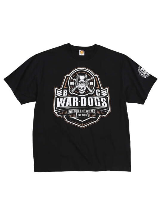 新日本プロレス BULLET CLUB WAR DOGS「WE RUN THE WORLD」半袖Tシャツ (1278-5676)