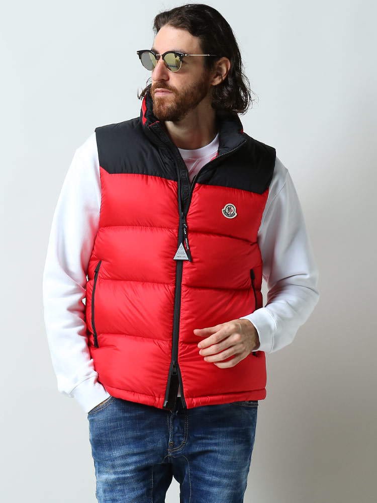 モンクレール メンズ ベスト MONCLER ブランド ダウンベスト アウター ジレ スタンド ダウン フード収納  ロゴ Ophrys リサイクル リップストップ素材 アウトドア 撥水 赤 レッド 大きいサイズ オフィリス MCOPHRYS2