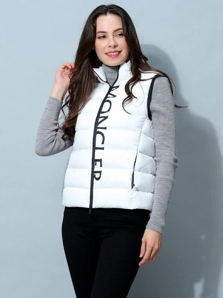モンクレール レディース ダウン ベスト MONCLER ブランド ダウンベスト ダウンジレ アウター ジレ フード 収納式フード ロゴ  Cenis 軽量 インナーダウン ライトダウン ホワイト ブラック スニ MCLCENIS2