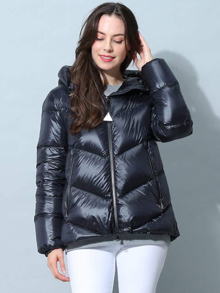 モンクレール レディース ダウン MONCLER ブランド ダウンジャケット ショートダウン アウター ジャケット ブルゾン フード フルジップ ショート Chambon レギュラーフィット 黒 ブラック ピンク シャンボン MCLCHAMBON2