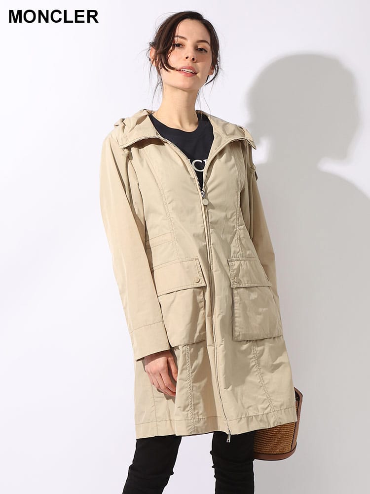 MONCLER (モンクレール) ロゴパッチ付きポケット フルジップ ウエスト 