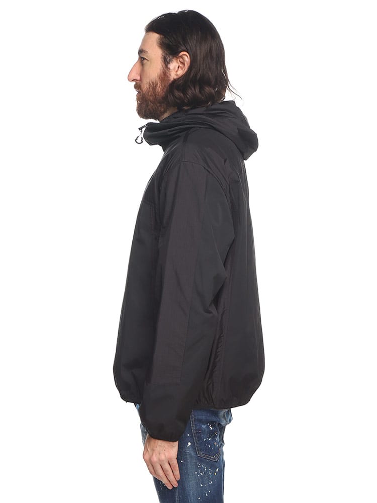 MONCLER (モンクレール) リップストップナイロン ロゴパッチ 