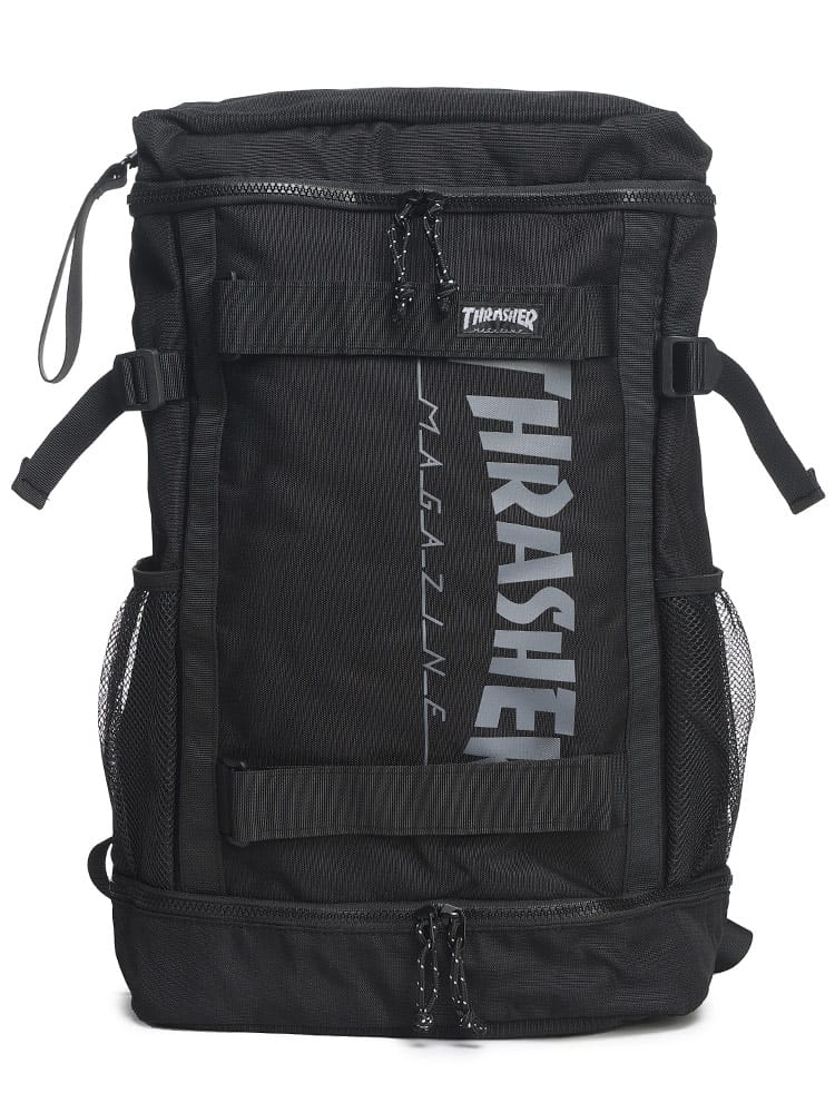 ロゴプリント 背面メッシュ スクエア バックパック (THRASHER) スラッシャー 大きいサイズ メンズ