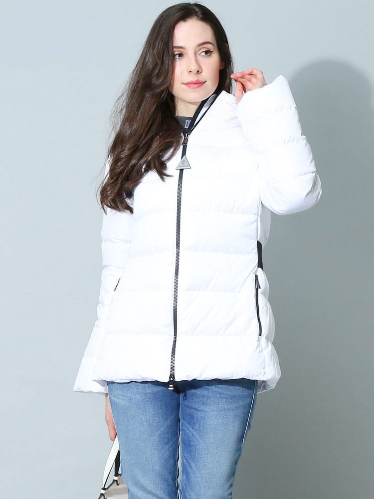 モンクレール レディース ダウン MONCLER ブランド ダウンジャケット アウター ブルゾン ベルト ロゴ Dera スリムフィット MCLDERA2