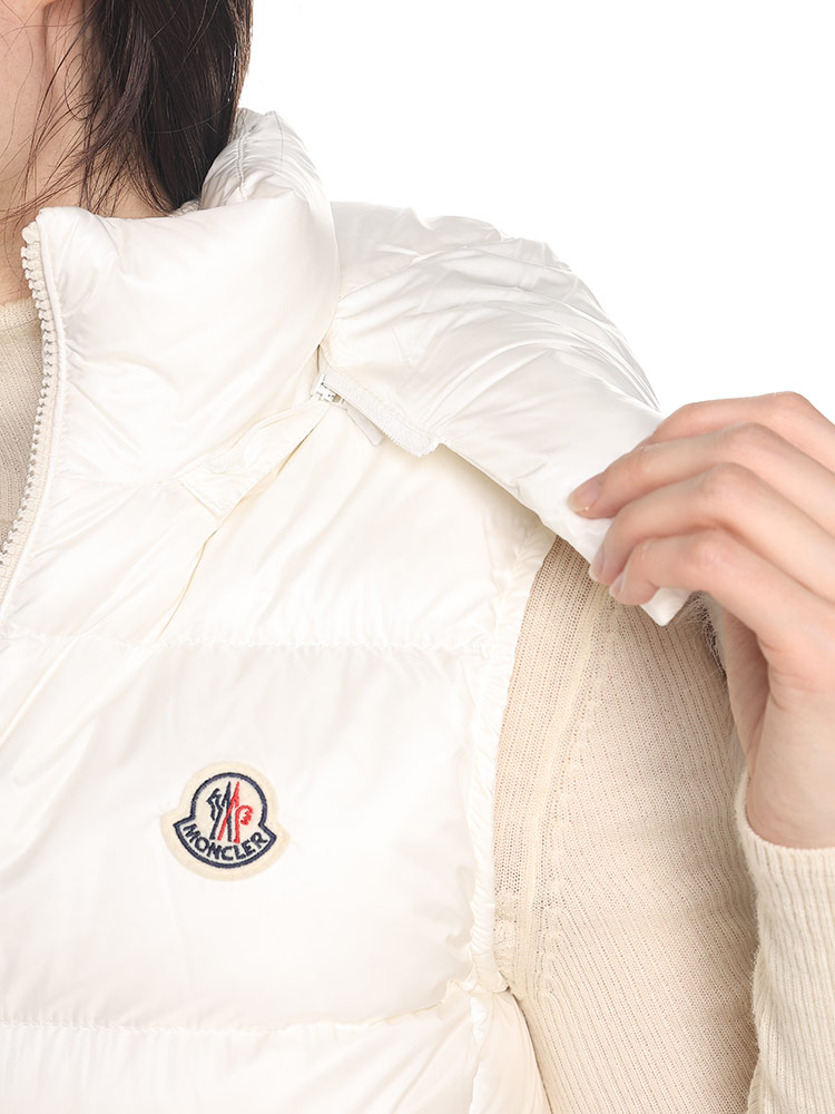 MONCLER (モンクレール) フェイクファー フルジップ ダウンベスト 