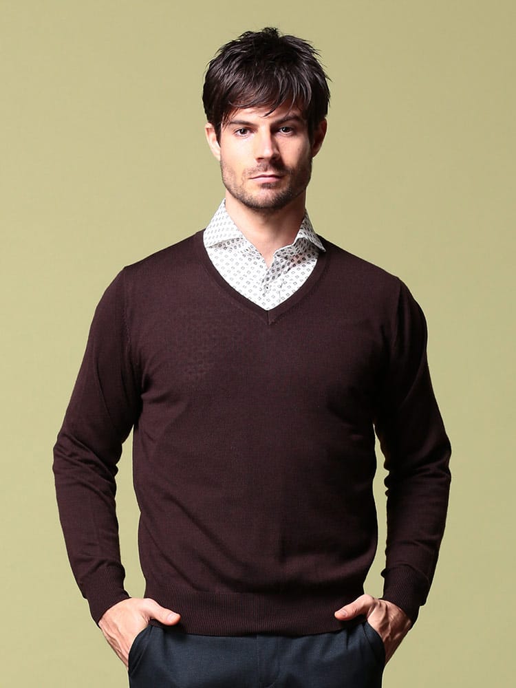 SARTORIA DEL GROSSO (サルトリアデルグロッソ) ウール100％ 天竺編み Vネック ニット セーター 秋冬