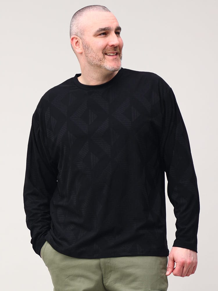 大きいサイズ メンズ B＆T CLUB (ビーアンドティークラブ) ジオメトリック 総柄 クルーネック 長袖 Tシャツ