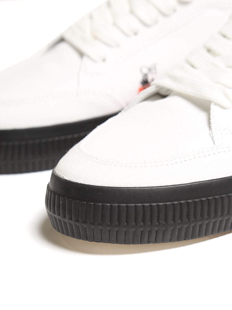 OFF-WHITE (オフホワイト) キャンバス ローカットスニーカー LOW VULCANIZED OWIA85R21【サカゼン公式通販】