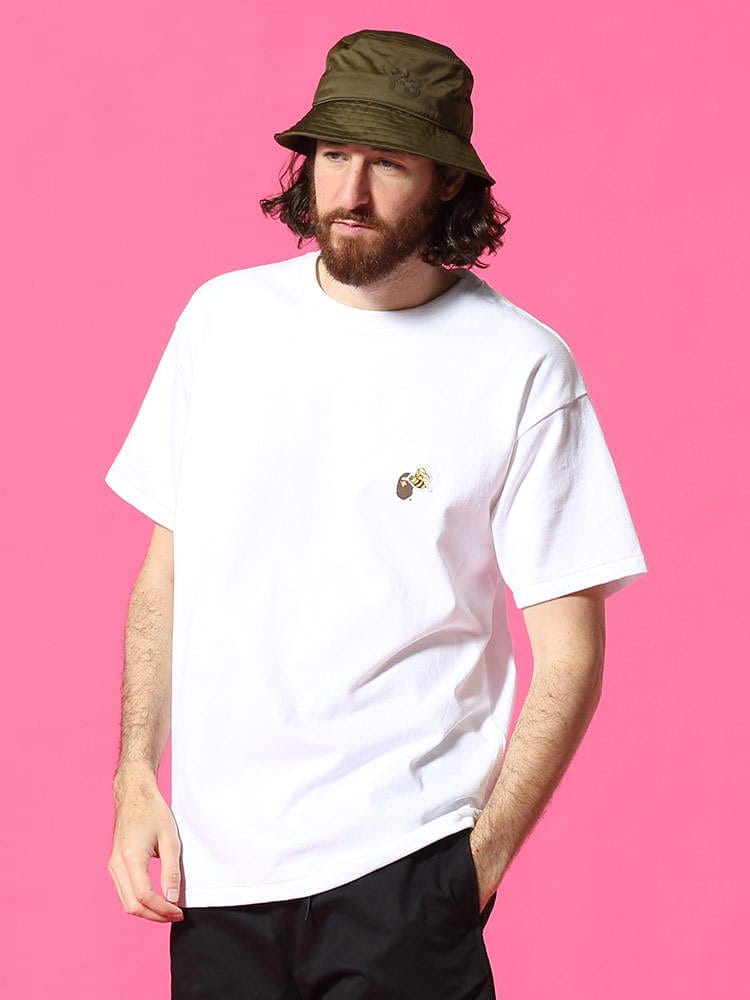 A BATHING APE READYMADE (アベイシングエイプ レディーメイド) コラボ 胸ロゴ バック迷彩プリント クルーネック 半袖 Tシャツ AAREAPWH001