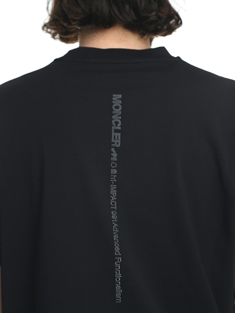 MONCLER (モンクレール) バック縦ロゴ クルーネック 半袖 Tシャツ MC8C00007829H8 ブランド【サカゼン公式通販】