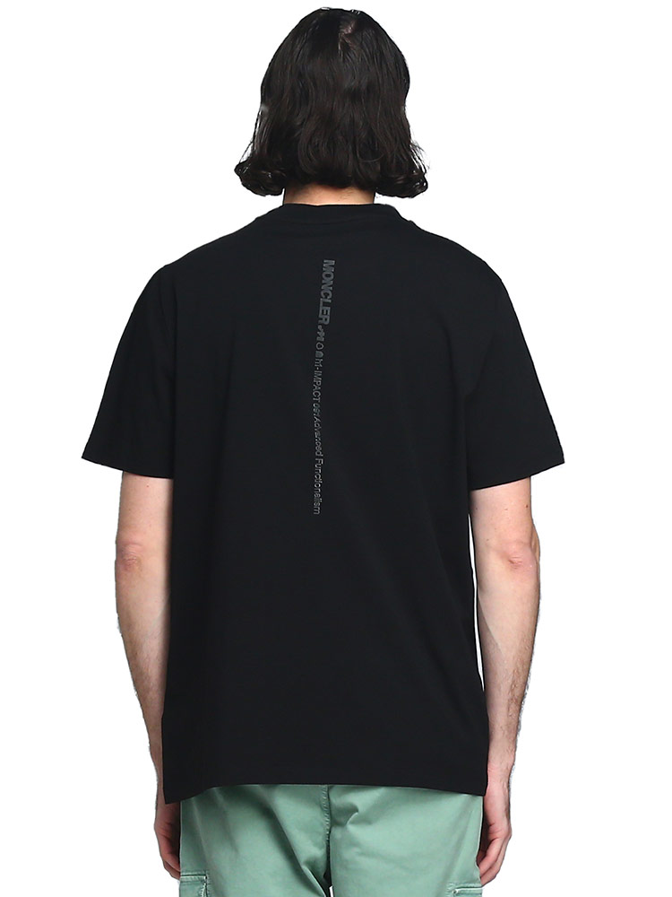 MONCLER (モンクレール) バック縦ロゴ クルーネック 半袖 Tシャツ 