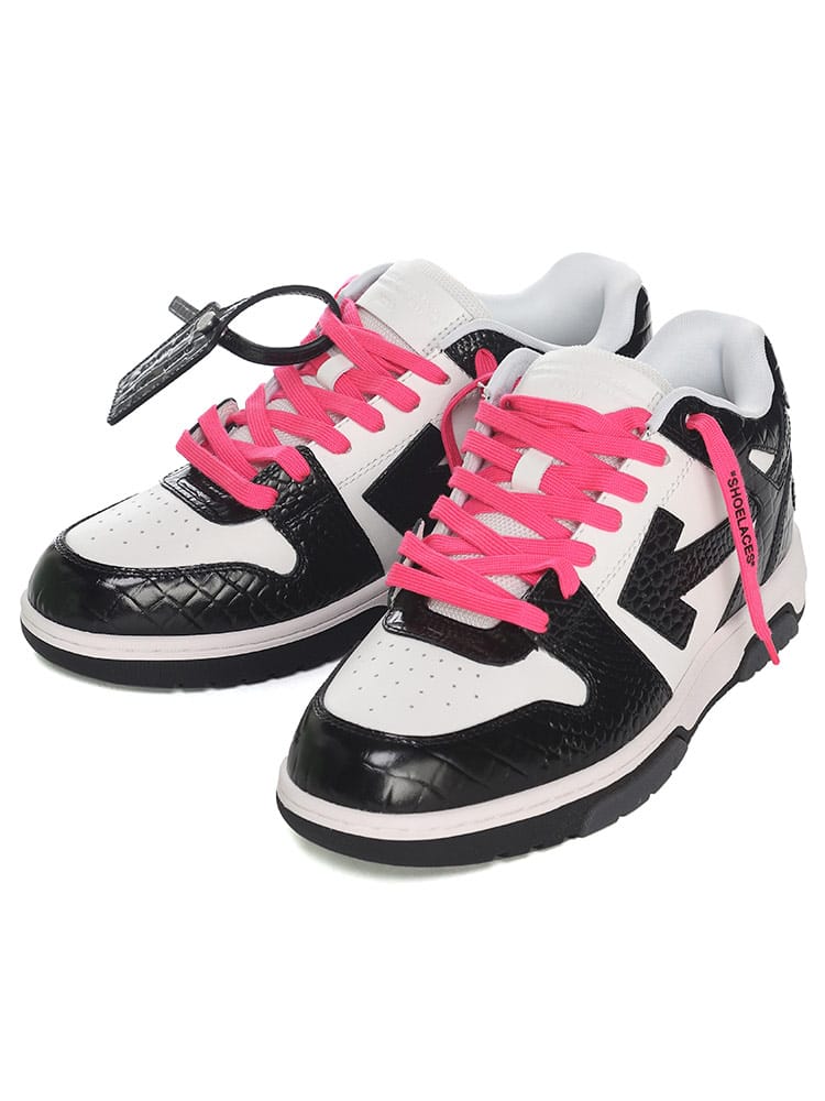 OFF-WHITE (オフホワイト) 矢印 レースアップ ローカットスニーカー OUT OF OFFICE OWIA189S23LEA06