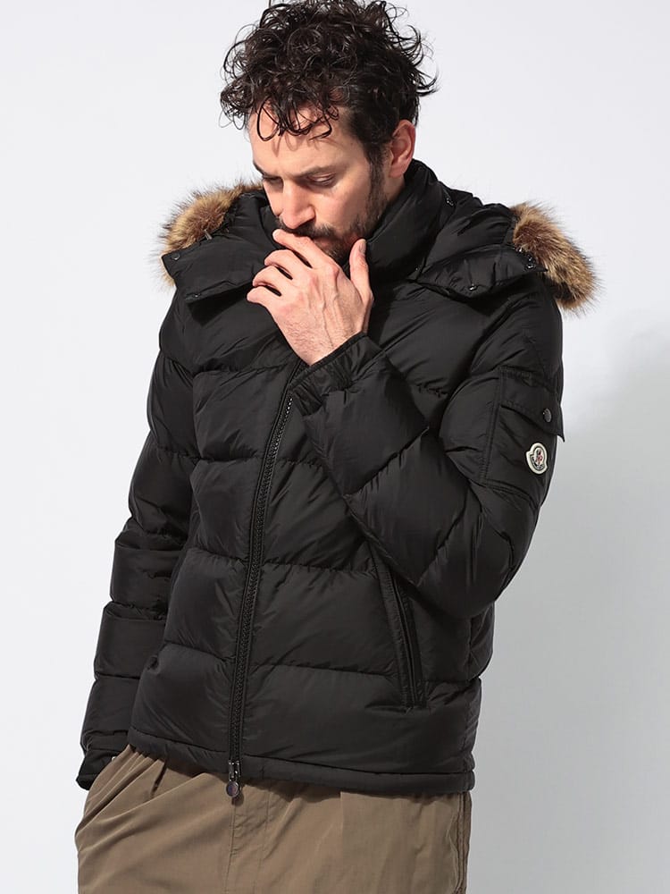 MONCLER (モンクレール) ファーフード着脱 肩ポケット付き ショートダウンジャケット MAYAF MCMAYAF4 メンズ