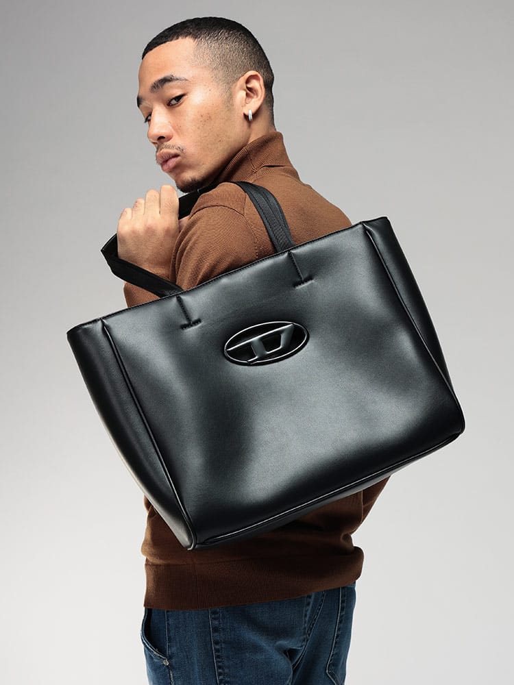 DIESEL (ディーゼル) オーバルD ロゴ フェイクレザー トートバッグ HOLI-D 合成皮革 DSX10100P5925 メンズ