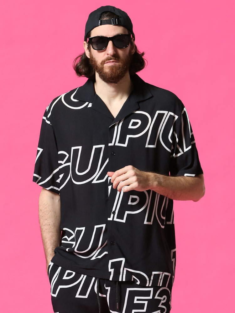 【当店独占販売】 1PIU1UGUALE3 RELAX (ウノ ピュ ウノ ウグァーレ トレ リラックス) グラフィックロゴ オープンカラー 半袖 アロハシャツ 1PRUSH21035 ブランド