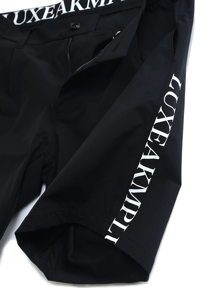 LUXEAKMPLUS (リュクスエイケイエムプラス) 縦ロゴ ナイロン ショートパンツ LALAB23018 メンズ ブランド ゴルフウェア スポーツ パンツ・ズボン 新品 ブラック