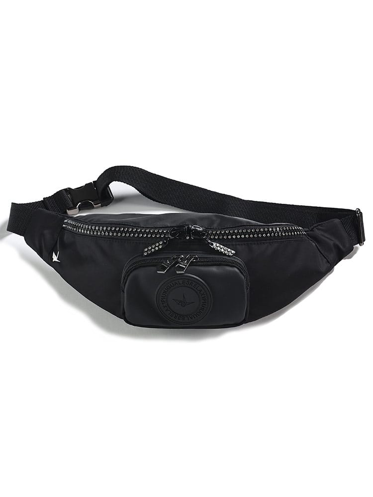 当店独占販売 1PIU1UGUALE3 RELAX  (ウノ ピュ ウノ ウグァーレ トレ リラックス) ラインストーンジップ ボディバッグ 1PRUSZ24012SZ メンズ