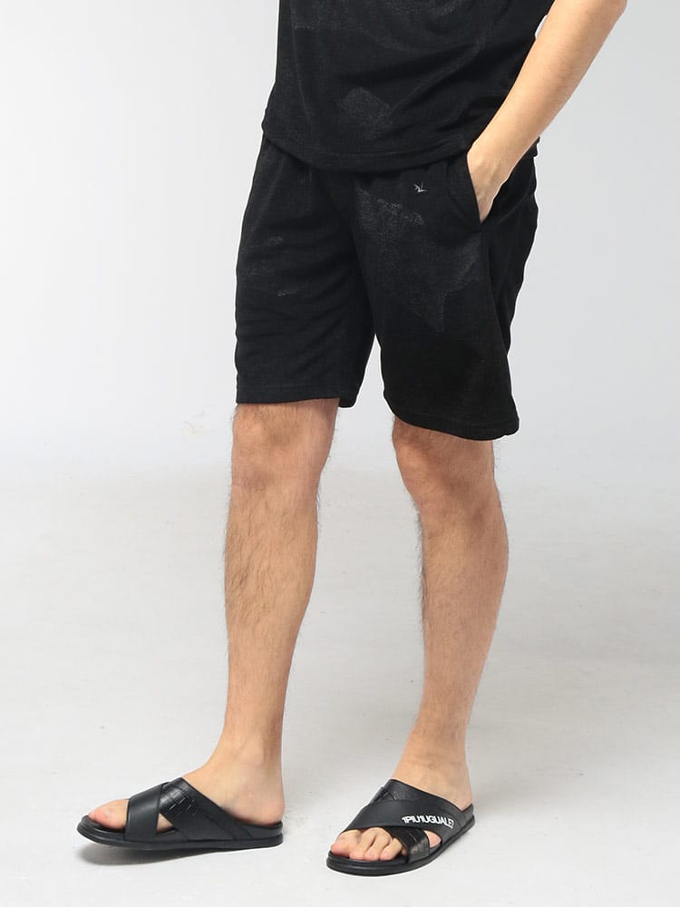 1PIU1UGUALE3 RELAX (ウノ ピュ ウノ ウグァーレ トレ リラックス) メンズ ショートパンツ パイル地 迷彩柄 ショーツ 1PRUSB26069