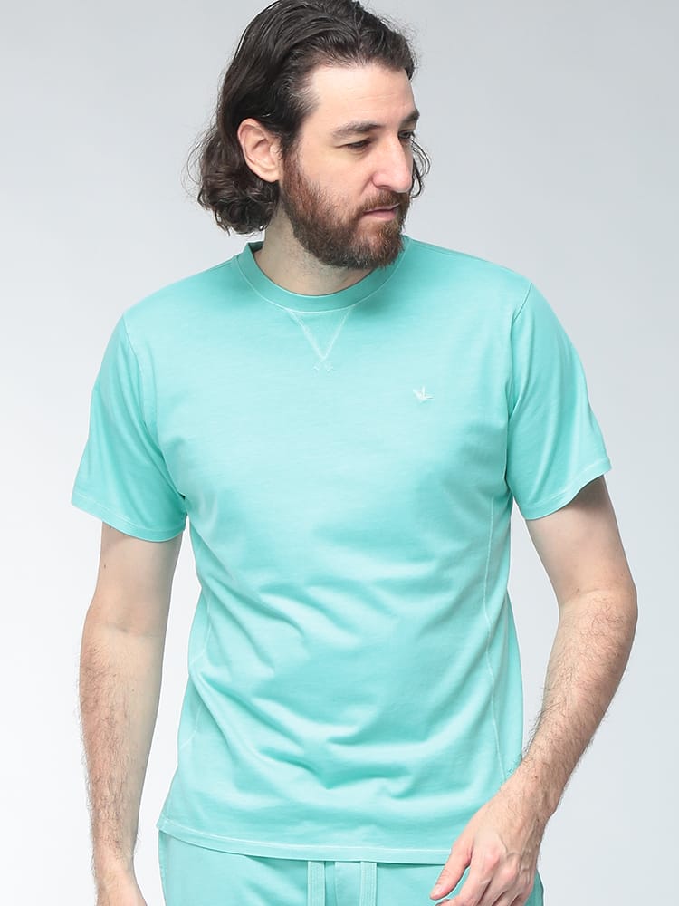 1PIU1UGUALE3 RELAX (ウノ ピュ ウノ ウグァーレ トレ リラックス) メンズ Tシャツ 半袖 ピグメント加工 クルーネック ワンポイント刺繍 1PRUST26001