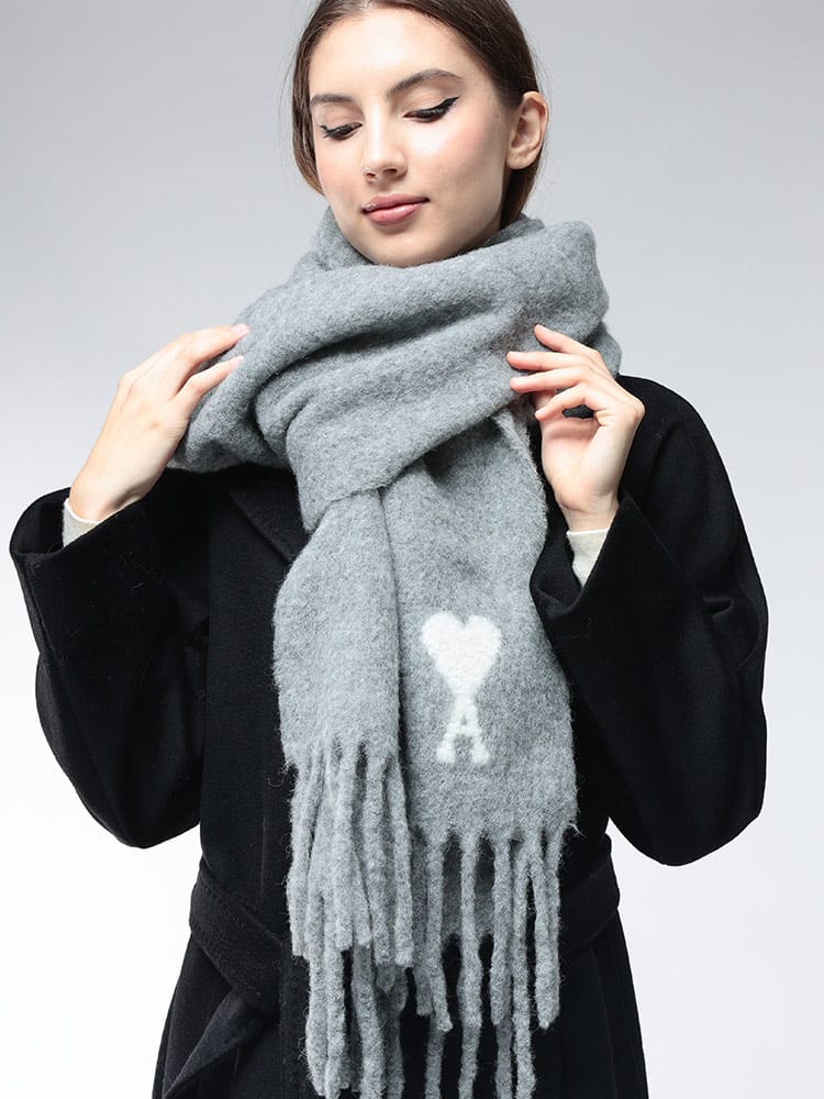 AMI PARIS (アミパリス) アルパカ混 オーバーサイズ スカーフ Ami De Coeur AMLH25USF673AW4 レディース