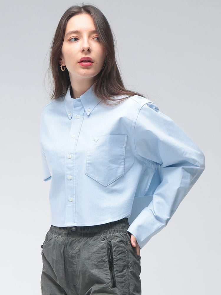 AMI PARIS (アミパリス) レディース シャツ 長袖 エンボスロゴ ボタンダウン クロップド丈 シャツ AMLFSH770CO0031