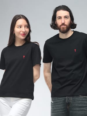 AMI PARIS (アミパリス) メンズ Tシャツ 半袖 Ami de Coeur ワンポイント ロゴ クラシックフィット クルーネック カットソー AMBFUTS035724