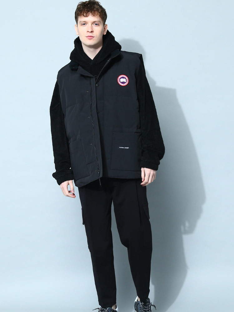 CANADA GOOSE (カナダグース) ロゴワッペン フルジップ ダウンベスト