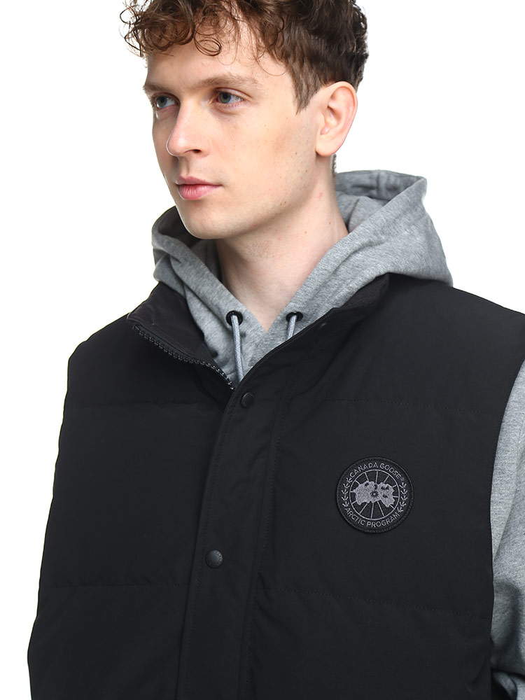 CANADA GOOSE カナダグース メンズ ダウンベスト GARSON VEST ガーソン ワッペン フルジップ ブ【サカゼン公式通販】