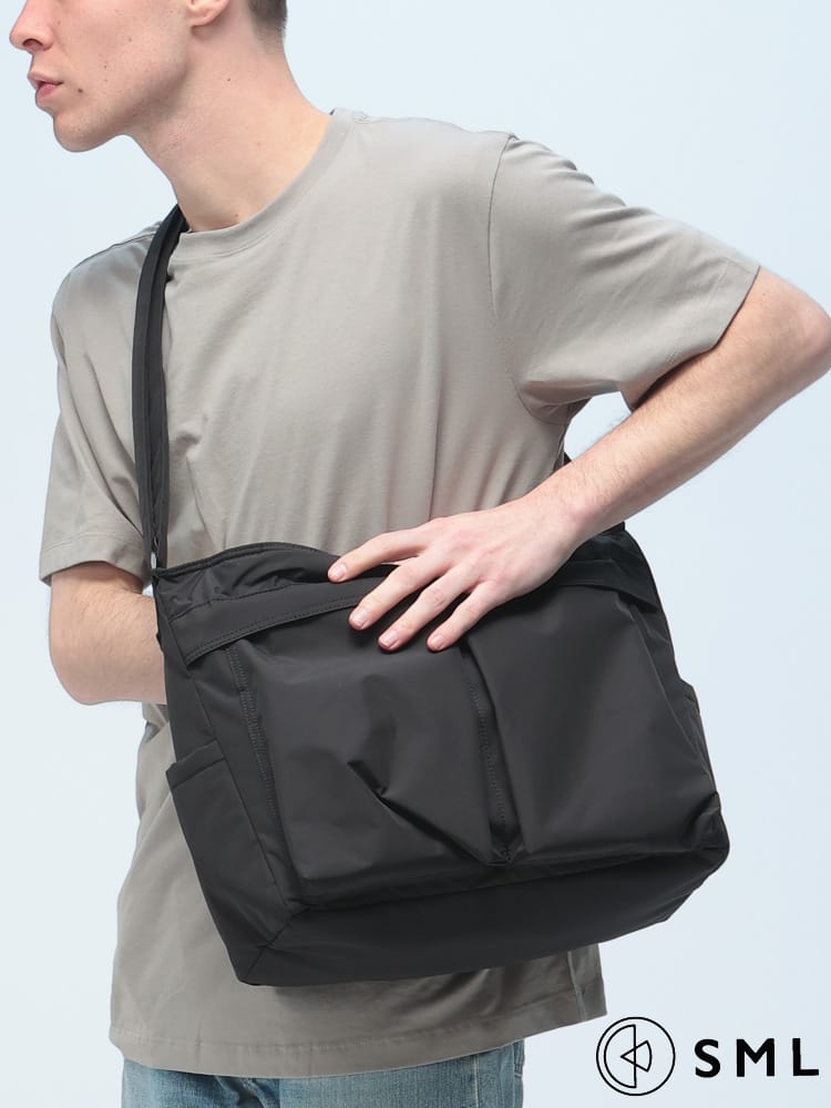 SML (エスエムエル) ショルダーバッグ 撥水 テフロン ヘルメットバッグ HELMET SHOULDER BAG M 鞄 バッグ ボディバッグ K904128
