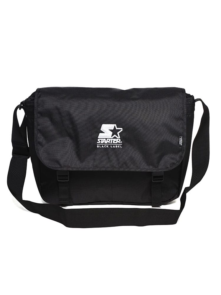 メッセンジャーバッグ バックル留め ロゴ刺繍 レディース ショルダー 斜め掛け 大きいサイズ メンズ