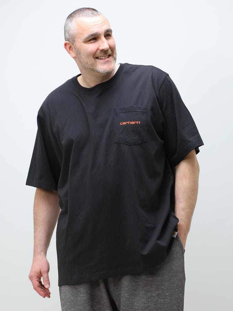 大きいサイズ メンズ Carhartt (カーハート) ポケット クルーネック 半袖 Tシャツ Relaxed Fit Heavyweight LOGO T