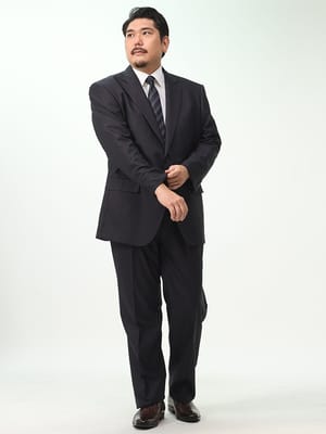 スーツ・ジャケット・コート2着目半額対象商品 ストライプ シングル ウエストアジャスター ツーパンツ スーツ 股ズレ防止 大シック【ワンタック アジャスター片側±3cm 両側合計±6cm 調整可能 3L 4L 5L 6L 7L 8L KB体 KBE体 2KE体】 B＆T CLUB ビーアンドティークラブ 大きいサイズ メンズ