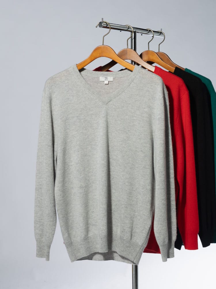 DESHENG (デシェン) カシミヤ100％ 無地 Vネック セーター 24RVN004 ニット rgc_knit