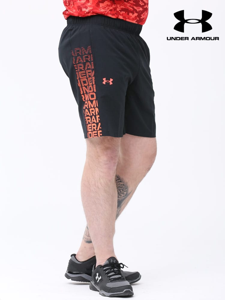 大きいサイズ メンズ UNDER ARMOUR (アンダーアーマー) 日本規格 FITTED サイドプリント ショートパンツ Summer Woven Short
