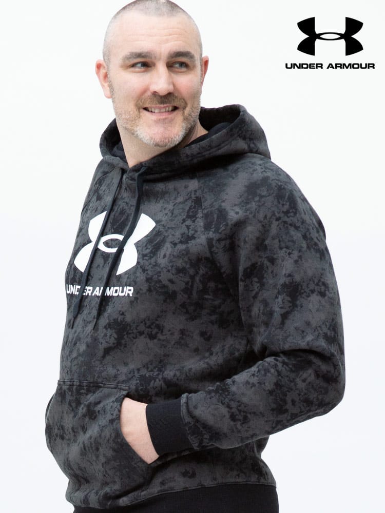 大きいサイズ メンズ UNDER ARMOUR (アンダーアーマー) 日本規格 LOOSE 裏起毛 ロゴプリント プルオーバー パーカー Rival Fleece BL Printed HD