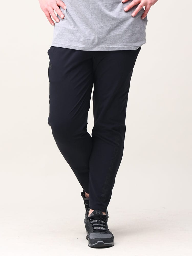 大きいサイズ メンズ UNDER ARMOUR (アンダーアーマー) 日本規格 FITTED ウエストゴム サイドプリント ロングパンツ FRESH WOVEN PANTS
