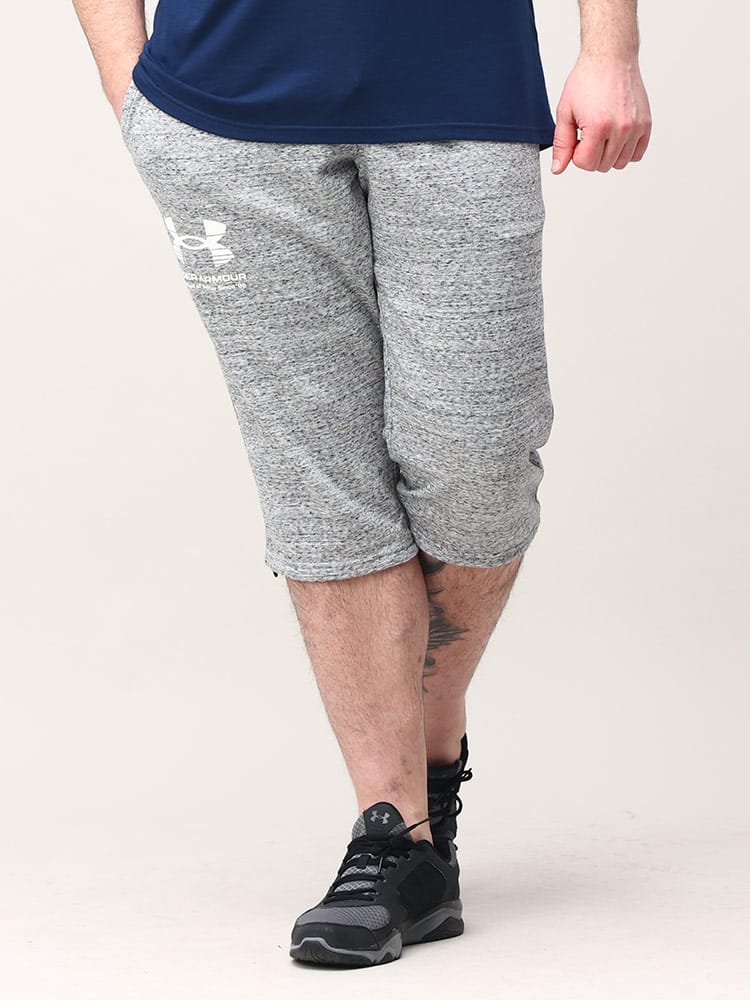 大きいサイズ メンズ UNDER ARMOUR (アンダーアーマー) 日本規格 LOOSE 裏毛 ワンポイントロゴ スウェット 7分丈 パンツ RIVAL TERRY 3/4 PANTS