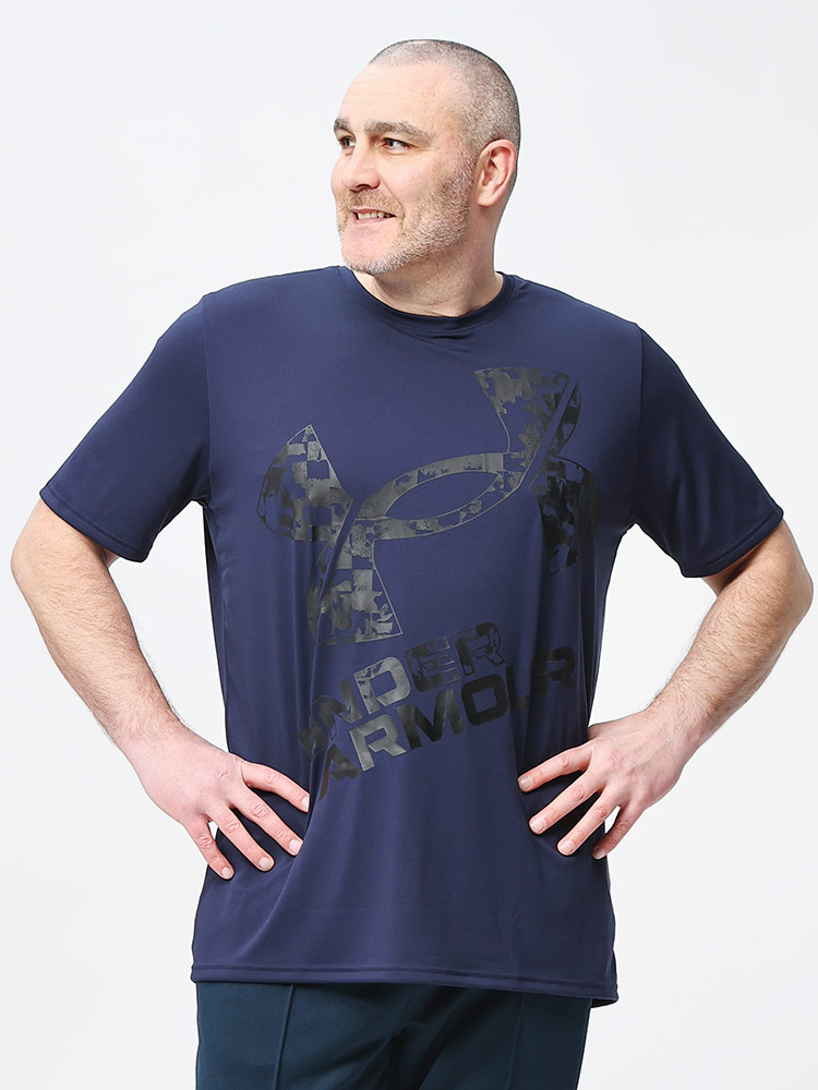 LOOSE テック XLロゴ クルーネック 半袖 Tシャツ TECH BIG LOGO SS SEASONAL (UNDER ARMOUR) アンダーアーマー 大きいサイズ メンズ 