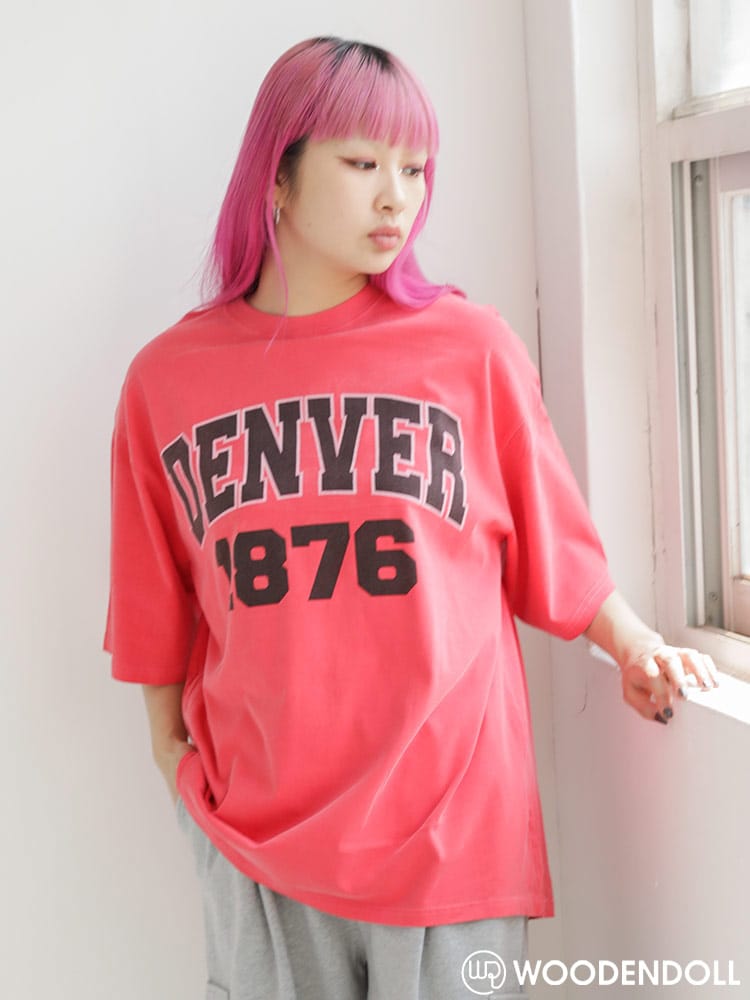 WOODEN DOLL (ウッディンドール) ピグメント加工 DENVERプリント オーバー クルーネック Tシャツ