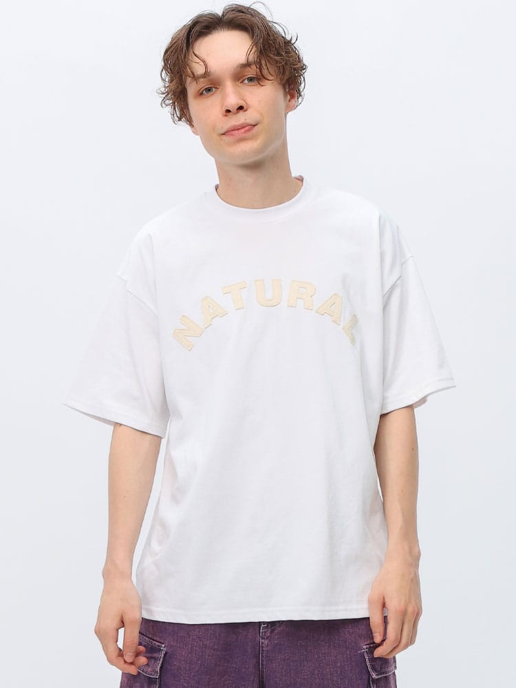 WOODEN DOLL (ウッディンドール) NATURAL ロゴ パッチ クルーネック 半袖 Tシャツ