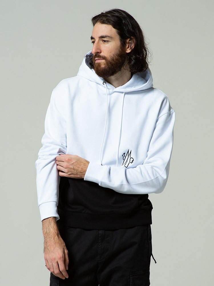 モンクレール MONCLER バイカラー ロゴ プルオーバー パーカー ブランド メンズ トップス スウェット スエット MC8G00040899FL