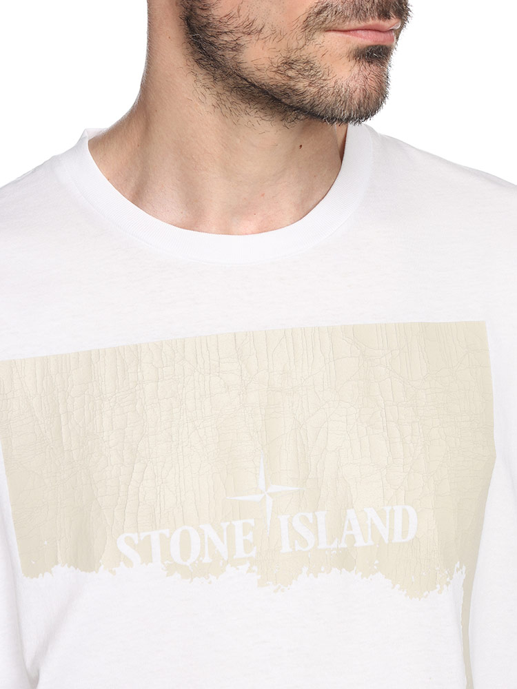 STONE ISLAND (ストーンアイランド) グラフィックプリント クルーネック 半袖 Tシャツ SI80152RC【サカゼン公式通販】