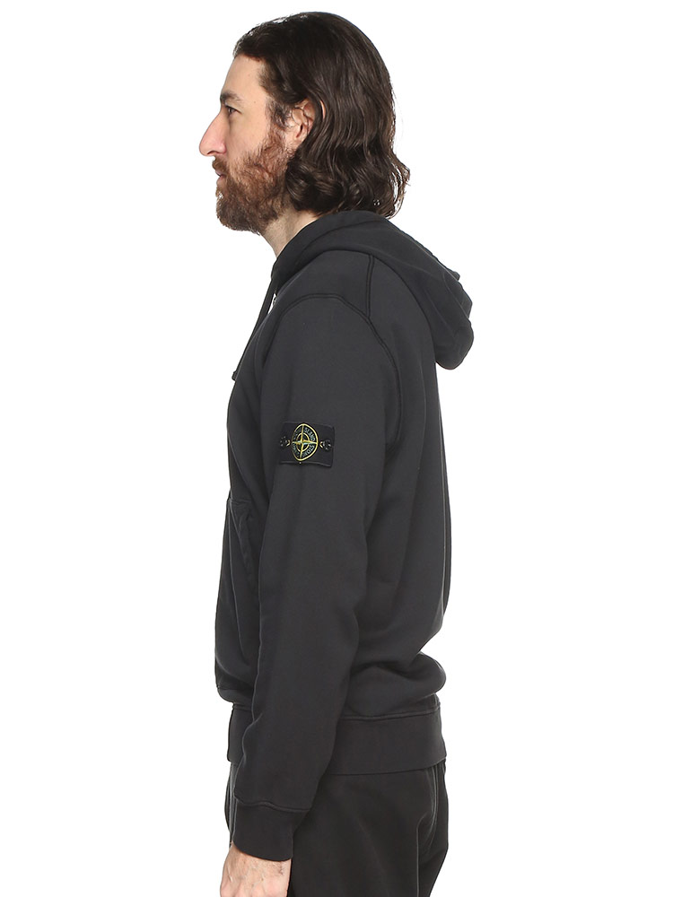 STONE ISLAND (ストーンアイランド) 袖ロゴ フルジップ パーカー SI811564251 メンズ【サカゼン公式通販】