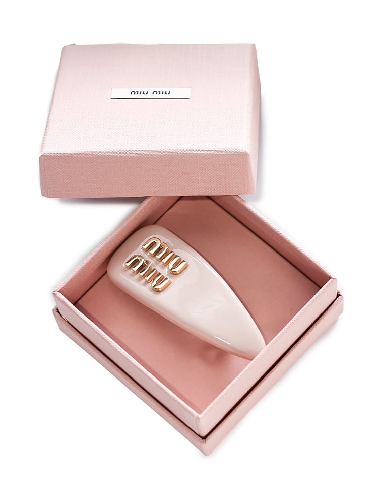 MIU MIU (ミュウミュウ) パテントレザー ヘアクリップ MIU5IF092