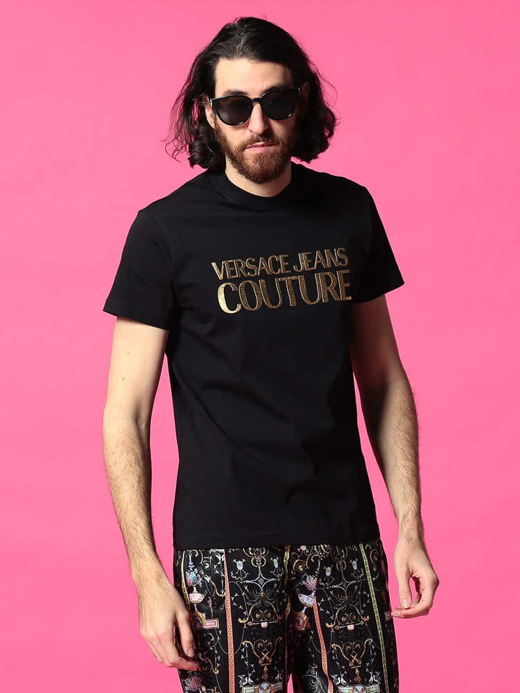 VERSACE JEANS COUTURE (ヴェルサーチェ ジーンズクチュール) ゴールドプリント クルーネック 半袖 Tシャツ VCB3GWA7TB30319